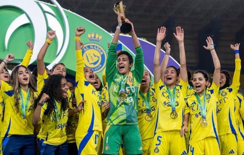 قبل مواجهة يوكوهاما.. نادي النصر يقهر الهلال ويحتفل بإنجاز كبير قيمته 2 مليون ريال