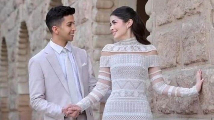 شاهد .. فستان زفاف ليلى أحمد زاهر من توقيع لبناني عالمي.. وهذه تفاصيله