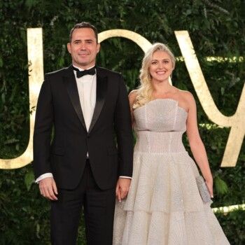 شاهد .. لائحة بـ أبرز النجوم والنجمات العرب الذين تزوجوا من أجانب