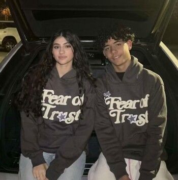 شاهد .. هل دخل كريستيانو رونالدو جونيور بأول قصة حب؟