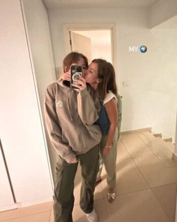 شاهد .. دهب ابنة سلافة معمار تحتفل بعيد ميلاد والدتها.. وجمالها يلفت الأنظار