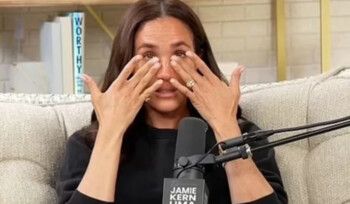 شاهد .. ميغان ماركل تبكي على الهواء متأثرة بسبب ولديها