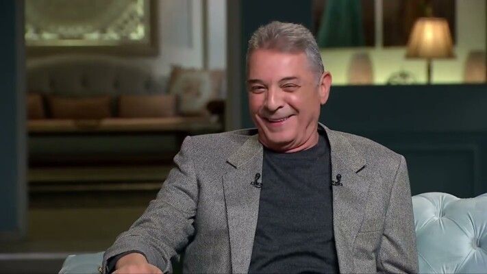 شاهد .. محمود حميدة يكشف عن الفارق الكبير بين أجر الرجال والنساء في السينما المصرية