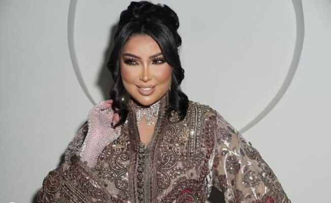 شاهد .. دنيا بطمة تنفعل على أحد المراسلين وتمزق شعاره- بالفيديو