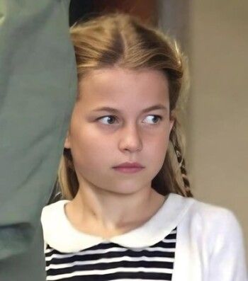 شاهد .. الأميرة شارلوت تحتفل بعيدها العاشر .. إليكم أجمل اللقطات لها