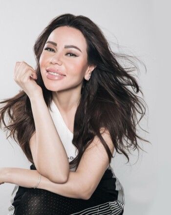 شاهد .. أسما إبراهيم تتألق بلوك رياضي في أحدث جلسة تصوير