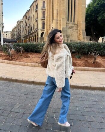 شاهد .. دانا الحلاني توثق لحظات رومانسية تعيشها