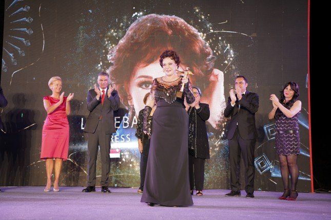 بالصور.. انطلاق الدورة التاسعة من مهرجان أسوان الدولي لأفلام المرأة وتكريم لبلبة وكندة علوش