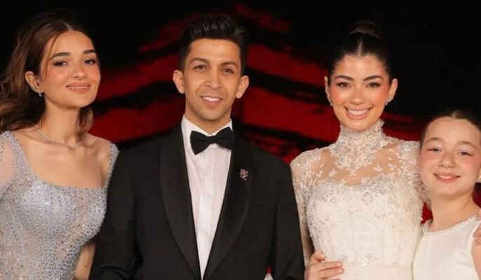 شاهد .. بكلمات مؤثرة.. منى أحمد زاهر تتحدث عن زفاف شقيقتها ليلى