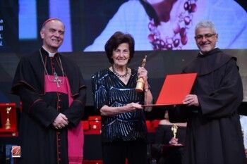 شاهد .. تكريم عازفة البيانو الدكتور مارسيل متى على مسيرة من العطاء الموسيقي