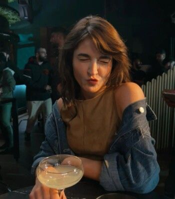 شاهد .. جينا أبو زيد: تلقيت شتائم بسبب "نايا" وهذا ما كانت تفعله ماغي بو غصن في كواليس "بالدم"