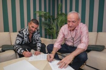 شاهد .. أحمد سعد ينضم إلى روتانا في تعاون فني واعد