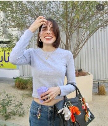 شاهد .. "لابوبو" دمية صغيرة تزين إطلالات المشاهير.. فما قصتها؟