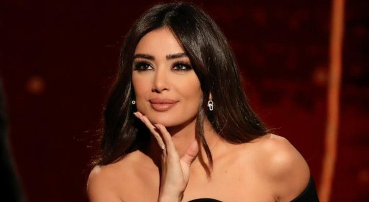 شاهد .. جيسيكا عازار تحتفل بعيد ميلاد والدها بأجمل صوره مع ولديها