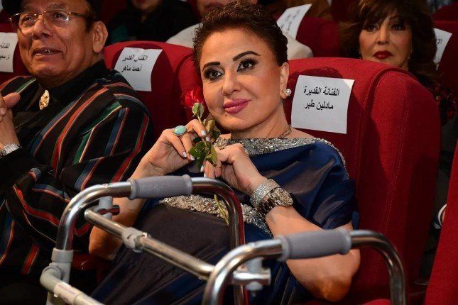 بالصور.. مادلين طبر تحصد جائزة الريادة السينمائية من مهرجان المركز الكاثوليكي 2025
