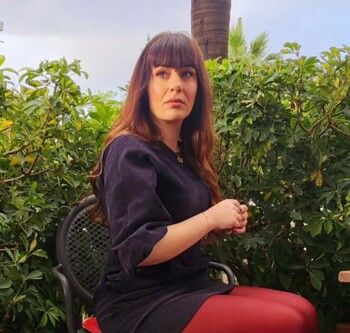 شاهد .. سلمى شلبي تتحدث عن علاقتها بـ رندة كعدي ومارينال سركيس ووسام حنا وفارس ياغي في كواليس "القدر"