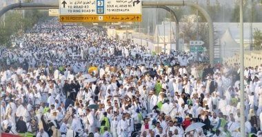 العراق يطالب مواطنيه بالابتعاد عن الشعارات السياسية فى الحج