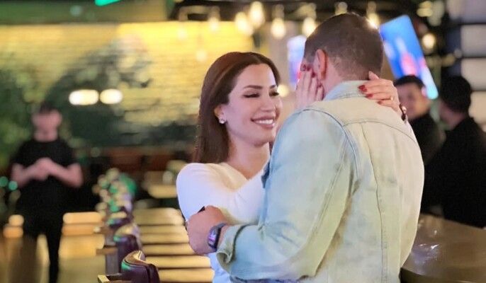 شاهد .. صور جديدة لـ نسرين طافش وزوجها.. وهذا فارق العمر بينهما