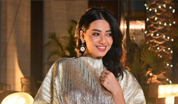 شاهد .. فستان رحمة رياض بغاية الراقي والجمال من توقيع جان لويس سباجي