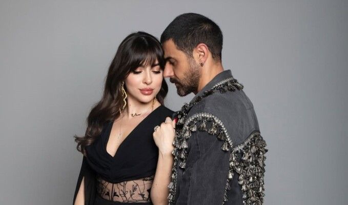 شاهد .. مر عام على زواجها.. هكذا إحتفلت سارة أبي كنعان