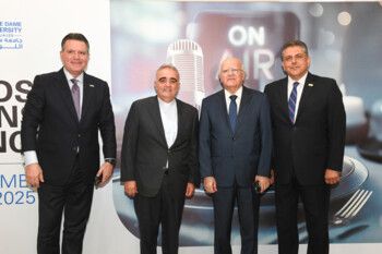 شاهد .. جامعة سيدة اللويزة تكرم أهل الصحافة والإعلام