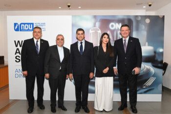 شاهد .. جامعة سيدة اللويزة تكرم أهل الصحافة والإعلام