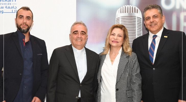 شاهد .. جامعة سيدة اللويزة تكرم أهل الصحافة والإعلام