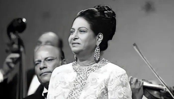 أسرة أم كلثوم تحذر من استخدام الذكاء الاصطناعي وتلوّح بمقاضاة المسيئين