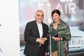 شاهد .. جامعة سيدة اللويزة تكرم أهل الصحافة والإعلام