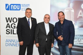 شاهد .. جامعة سيدة اللويزة تكرم أهل الصحافة والإعلام