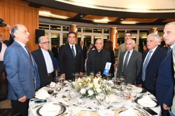 شاهد .. جامعة سيدة اللويزة تكرم أهل الصحافة والإعلام