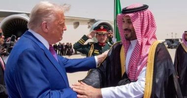 ترامب يرفع العقوبات عن سوريا ويلتقى أحمد الشرع غدًا فى الرياض