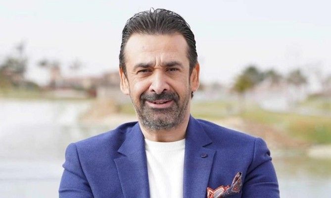 شاهد .. كريم عبد العزيز يعود إلى المسرح في جدة بمسرحية "الباشا" بعد نجاحها في الرياض