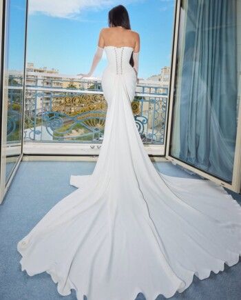 شاهد .. نادين نسيب نجيم "عروس" مهرجان كان السينمائي بإطلالة استثنائية