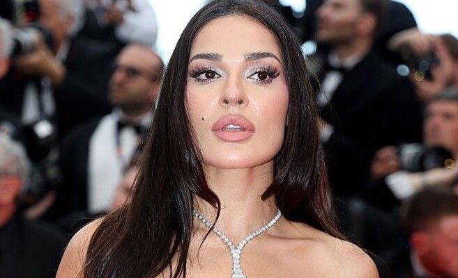 شاهد .. نادين نسيب نجيم "عروس" مهرجان كان السينمائي بإطلالة استثنائية