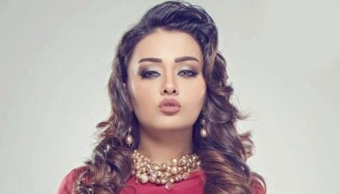 شاهد .. هذا ما قامت به راندا البحيري قبل محاكمتها بساعات