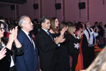 شاهد .. كارول سماحة تستعد لـ "كلّو مسموح" في مهرجانات بيت الدين.. ووزير الإعلام بول مرقص ومنى الشاذلي ووفاء الكيلاني يدعمونهت