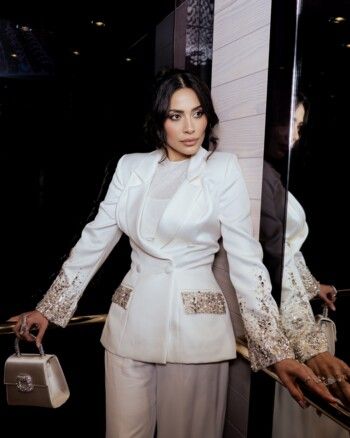 شاهد .. إلهام علي تتألّق في مهرجان كان.. وتُكرَّم في حفل "المرأة في السينما"