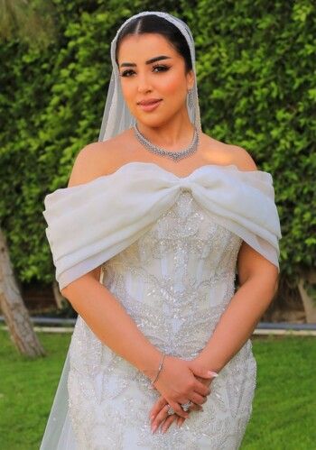 شاهد .. ممثلة مصرية تدخل القفص الذهبي وتختار هذا البلد لقضاء شهر العسل - بالصور