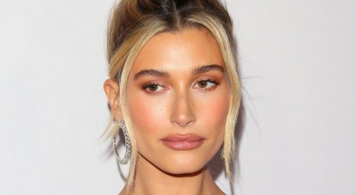 شاهد .. تصرف هايلي بيبر يثير الجدل بين الجمهور-بالفيديو