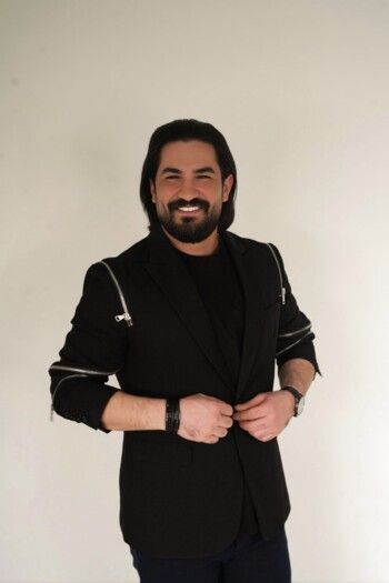 شاهد .. بعد نجاه أعماله الاخيرة.. يوسف الملك يعلن عن تعاون يجمعه بـ فارس إسكندر