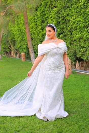 شاهد .. ممثلة مصرية تدخل القفص الذهبي وتختار هذا البلد لقضاء شهر العسل - بالصور