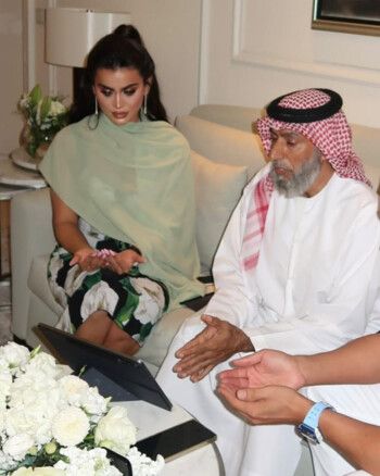 شاهد .. هل تزوجت يومي خوري من ملياردير؟.. معلومات متداولة ترجح هوية العريس