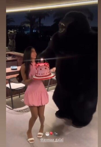 شاهد .. بالرقص والغناء.. أسماء جلال تحتفل بعيد ميلادها بأجواء مبهجة