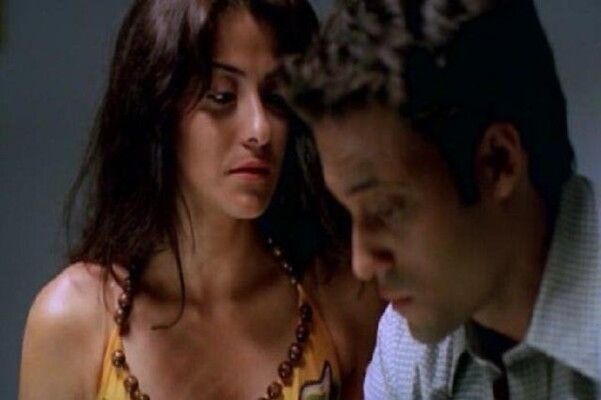 شاهد .. بعد سنوات طويلة.. هيدي كرم تكشف حقيقة القبلة التي جمعتها بـ يوسف الشريف