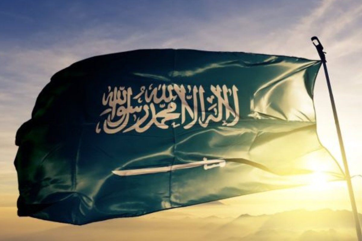 السعودية تعلن مفاجأة سارة للمغتربين.. قرار ملكي جديد يغير حياتهم!