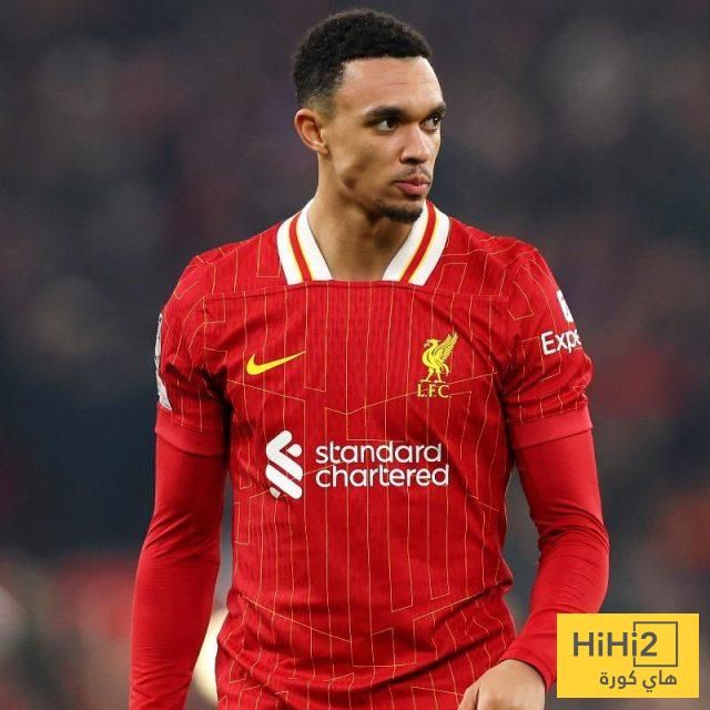 هل يشارك أرنولد في الجولة الأخيرة من البريميرليج؟.. سلوت يرد