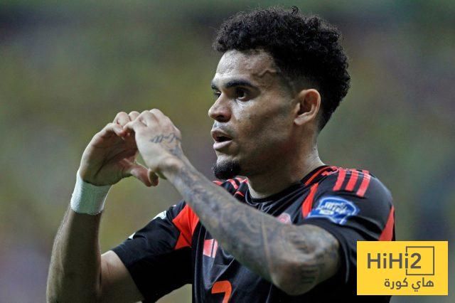 كيف رد سلوت على مفاوضات برشلونة مع لويس دياز؟