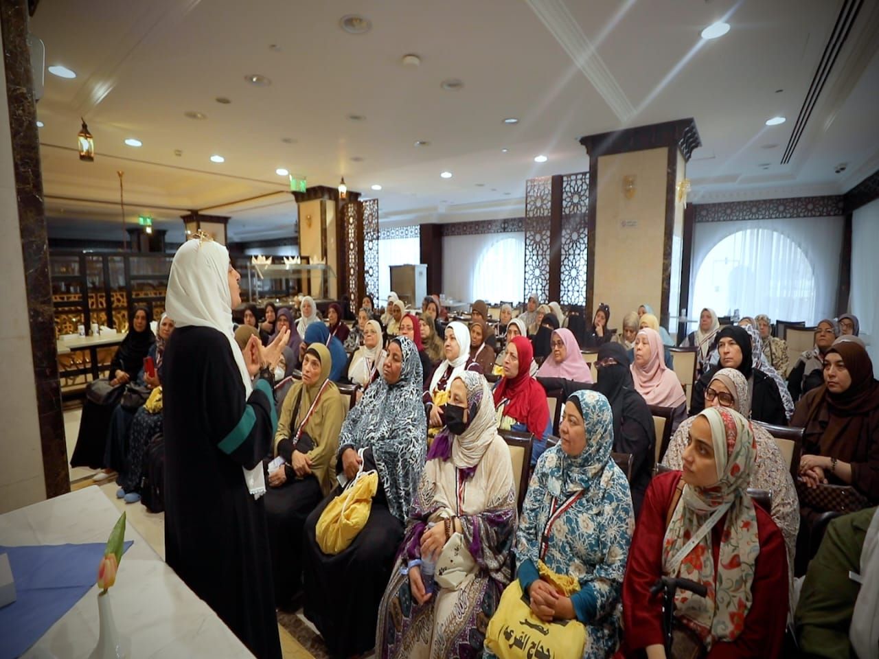 من الروضة إلى البقيع.. بعثة الحج المصرية تسير بالحجاج فى دروب النور