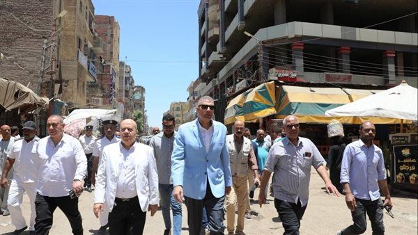محافظ أسوان يتفقد شوارع كوم أمبو.. ويشدد بتنفيذ الحملات المكبرة لإزالة الإشغالات